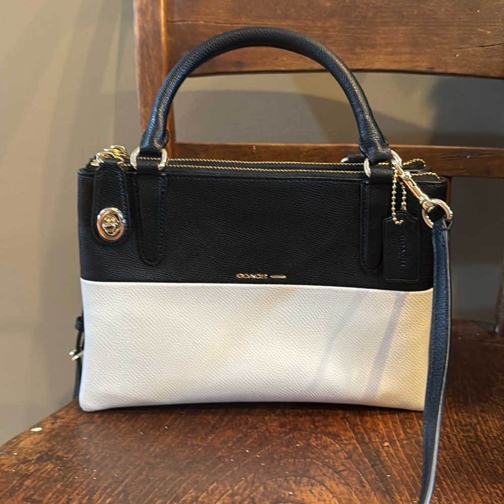 Vintage Coach Top Handle/crossbody